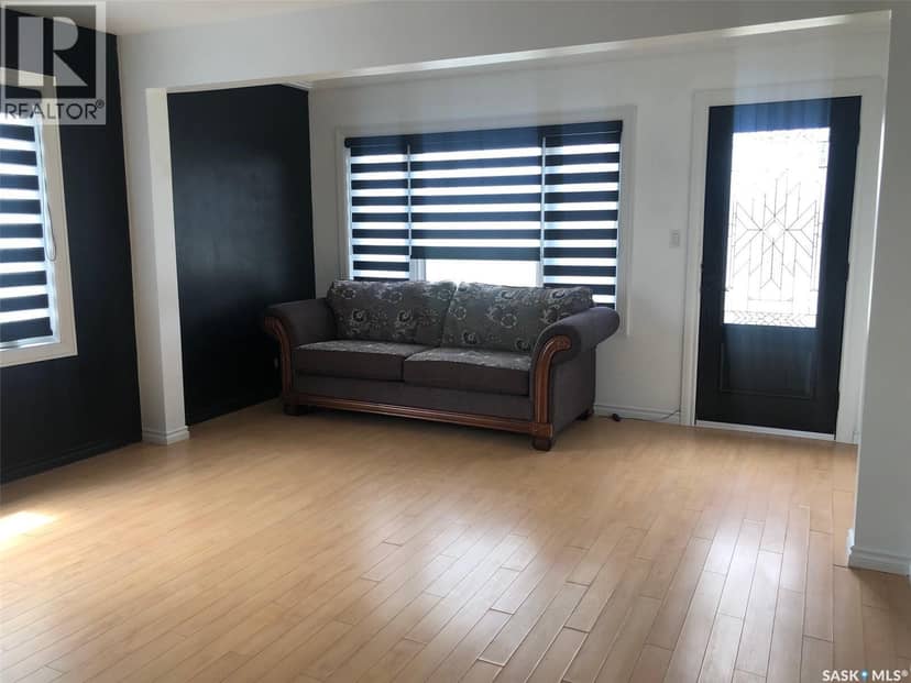 317 Maple AVENUE — photo 38 of 40