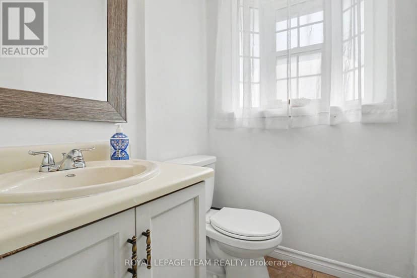42 Sundback Lane — photo 11 of 20