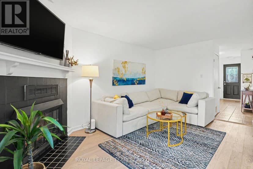 42 Sundback Lane — photo 4 of 20