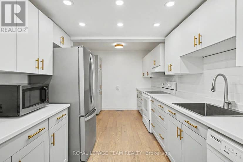42 Sundback Lane — photo 8 of 20