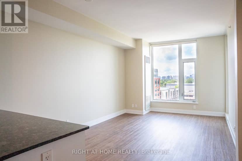 708 - 118 Holmwood Avenue, Ottawa, photo 6