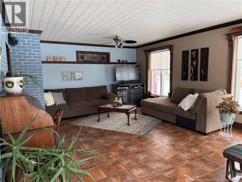 648 TOUSSAINT Road — photo 16 of 33