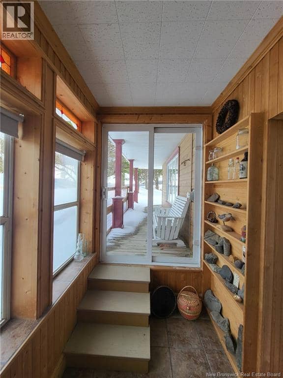648 TOUSSAINT Road — photo 6 of 33