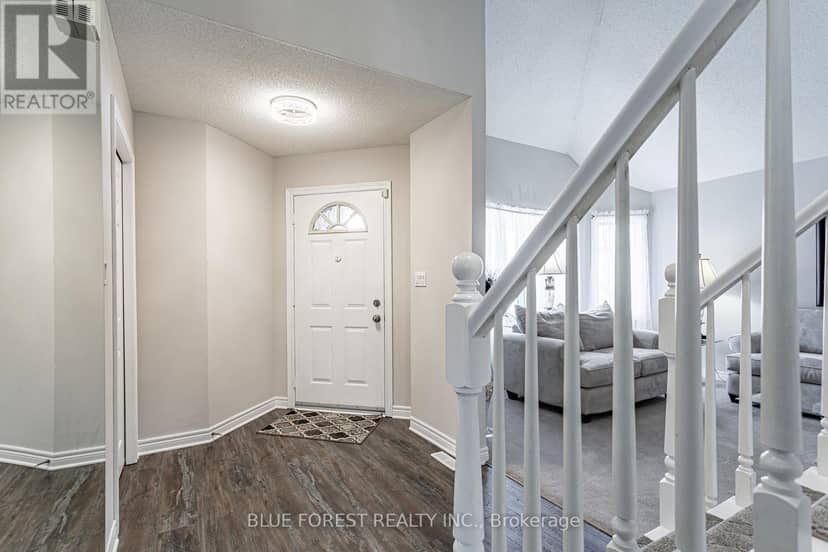 14 Eric Drive — photo 5 of 40