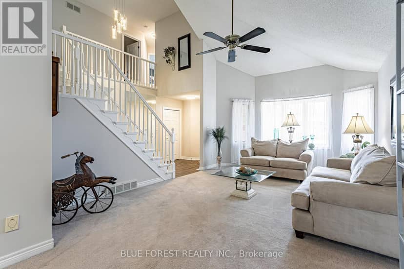14 Eric Drive — photo 8 of 40