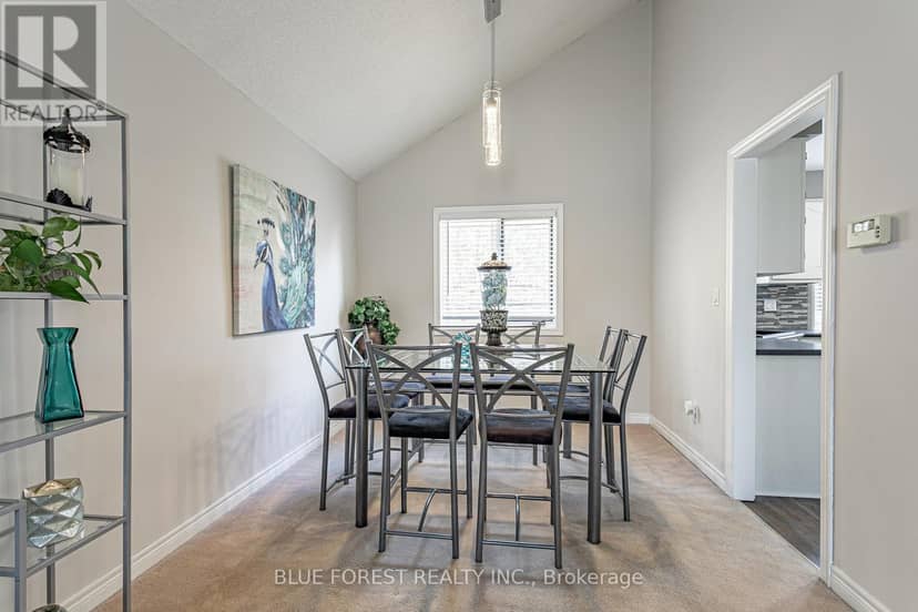 14 Eric Drive — photo 9 of 40