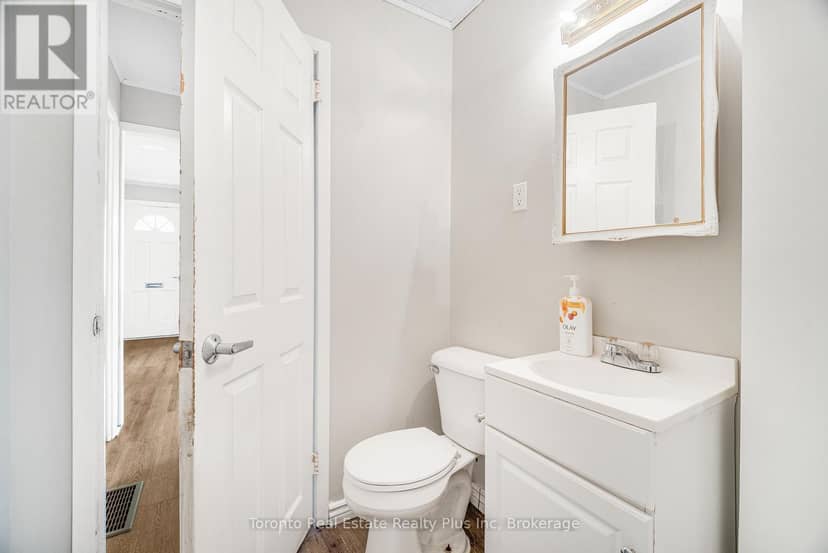 6183 Skinner Street — photo 11 of 27