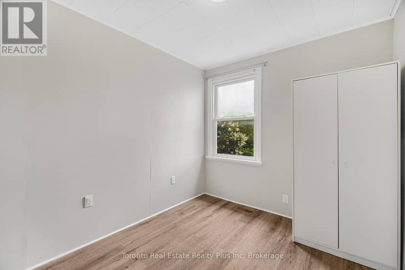 6183 Skinner Street — photo 6 of 27