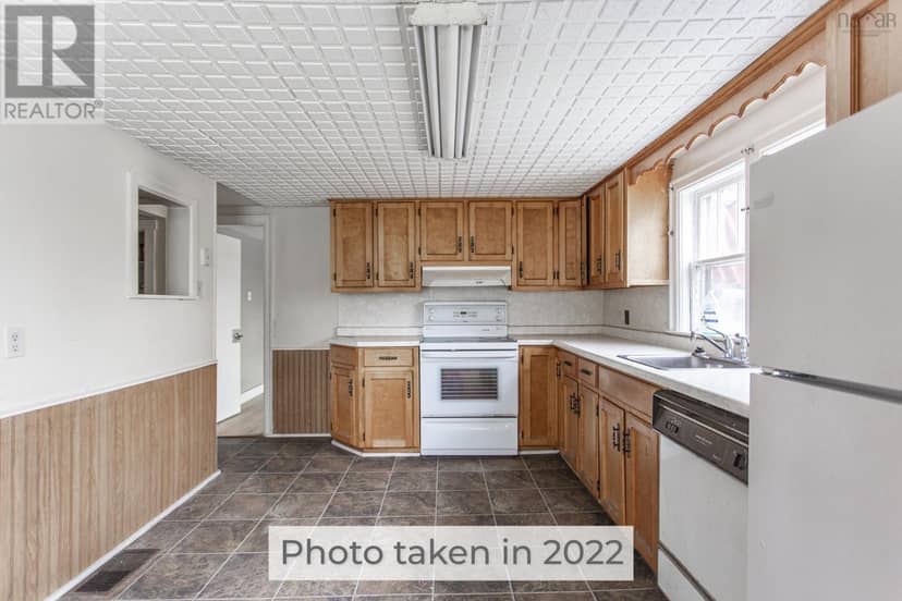 14525 Highway 1 — photo 12 of 22
