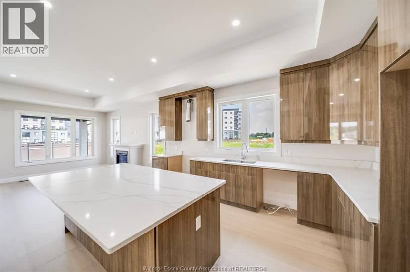 4519 Valerio Crois — photo 16 of 40