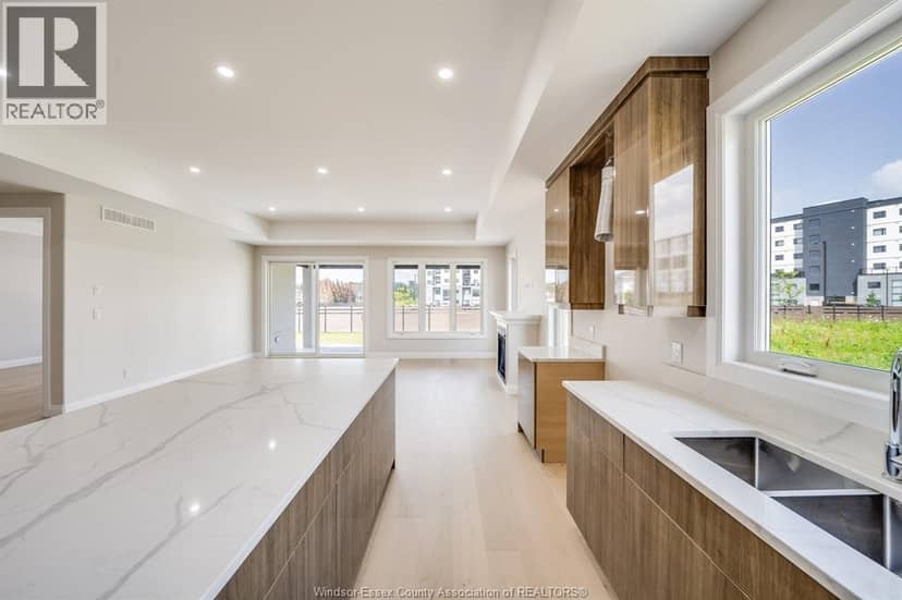 4519 Valerio Crois — photo 17 of 40