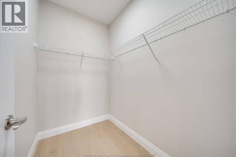 4519 Valerio Crois — photo 27 of 40