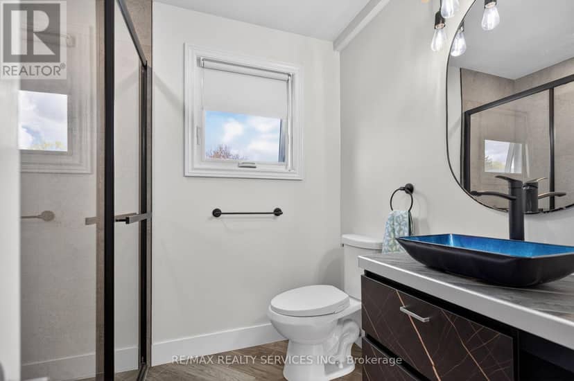 2 Dunbar Drive — photo 33 of 40