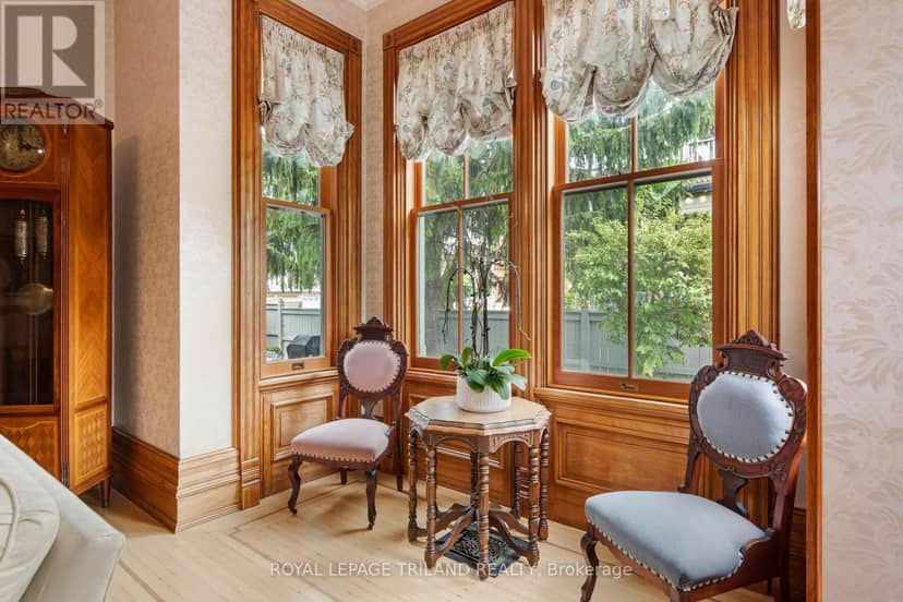 36 Grosvenor Street — photo 12 of 40