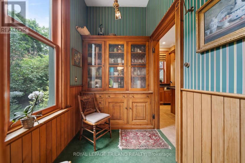 36 Grosvenor Street — photo 15 of 40