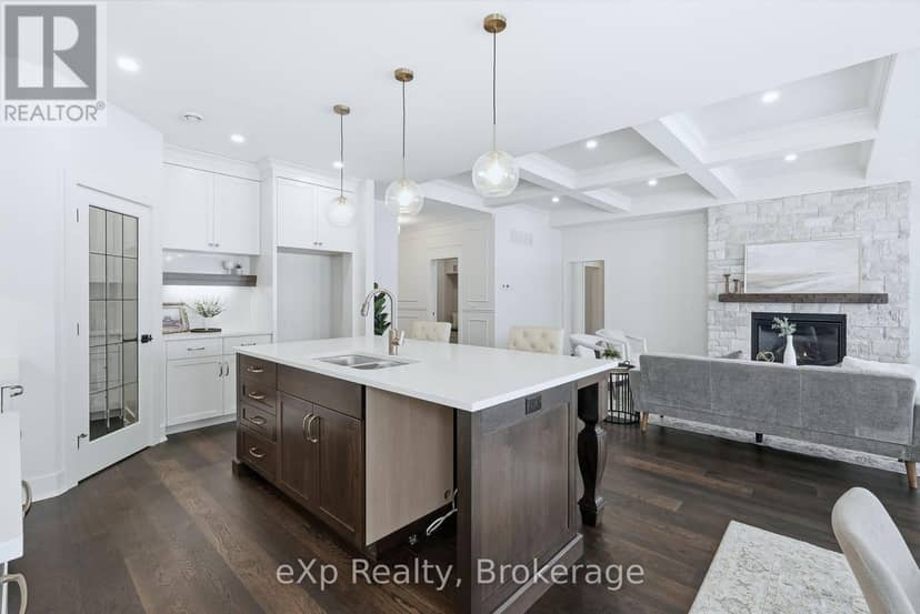 1036 Walton Avenue N — photo 14 of 40
