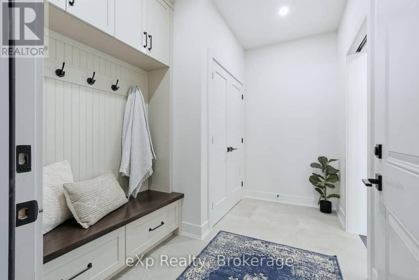 1036 Walton Avenue N, North Perth, photo 8