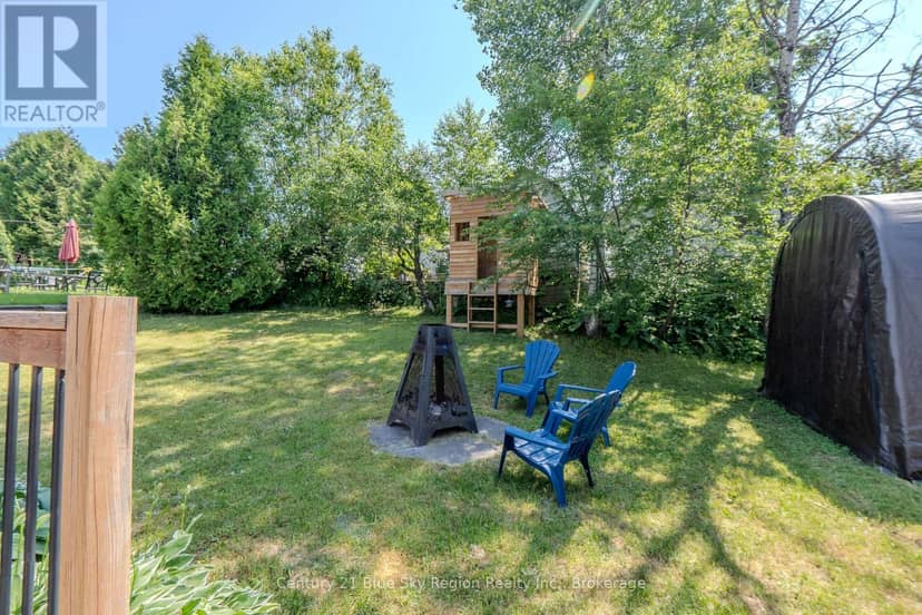 7 Birch Crescent — photo 22 of 29