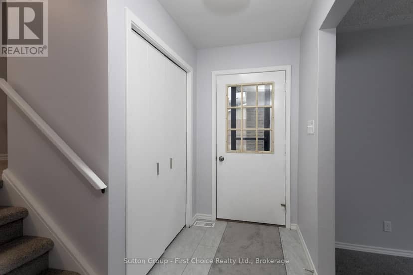 70 Bedford Drive — photo 7 of 29