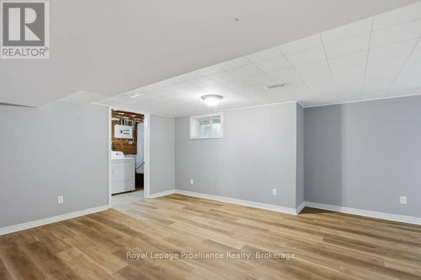 395 Sidney Street — photo 19 of 33