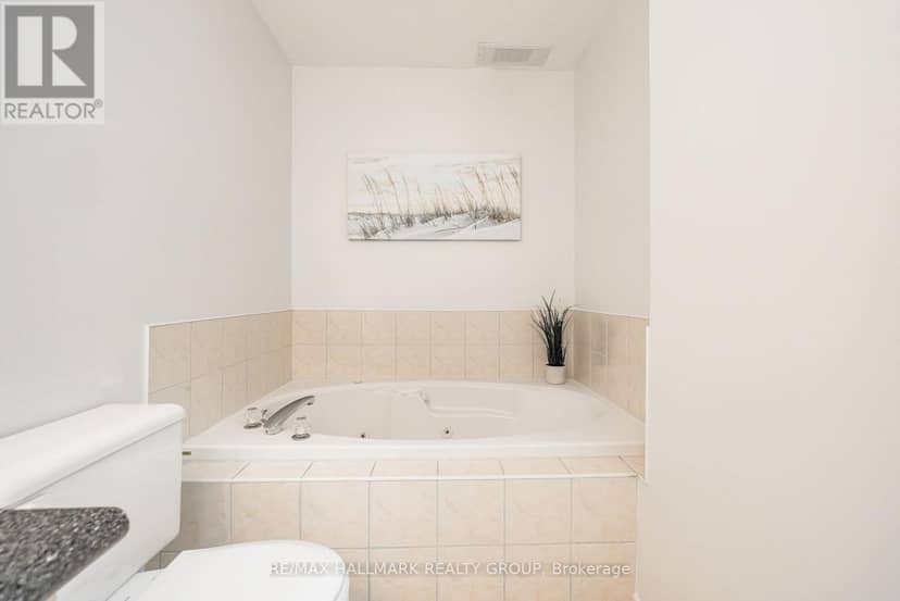 702 Maley Street — photo 39 of 40