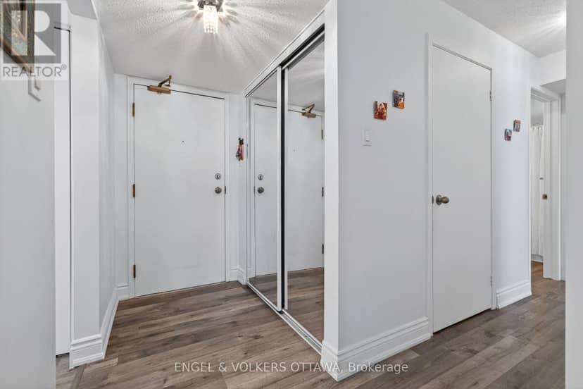 307 - 270 Lorry Greenberg Drive, Ottawa, photo 2