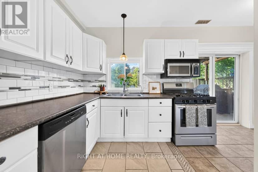 9535 Regional Rd 9 Road — photo 13 of 40