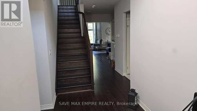 7547 Lionshead Avenue, Niagara Falls, photo 2