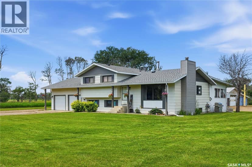 Sivertson Acreage — photo 2 of 40