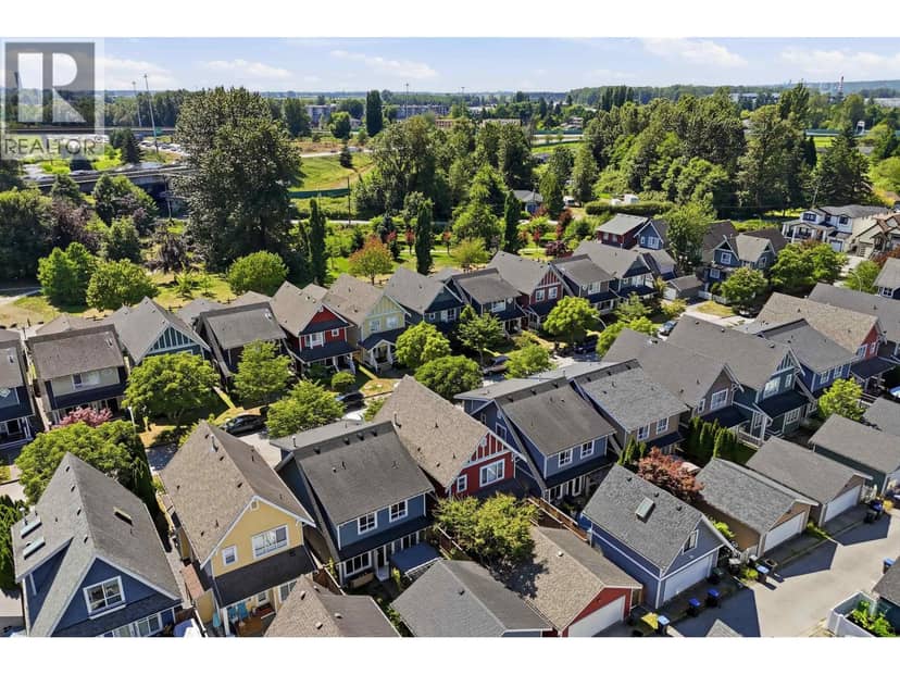 158 DOCKSIDE COURT, New Westminster, photo 2