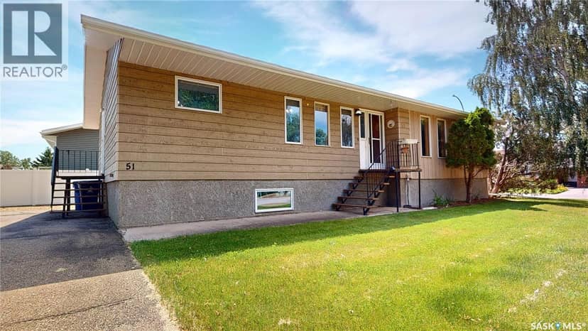 51 Harrigan CRESCENT, Maple Creek, photo 3