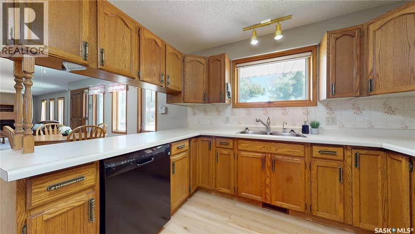 51 Harrigan CRESCENT, Maple Creek, photo 6