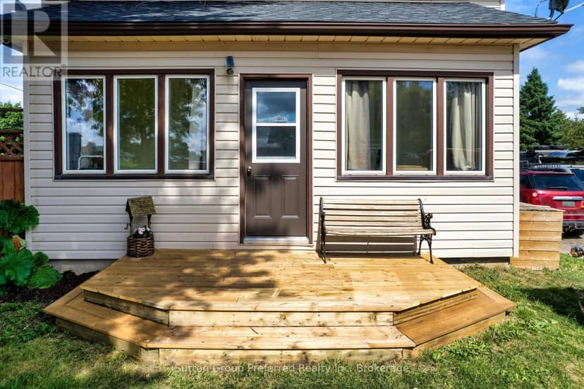 685744 Main Street — photo 3 of 40