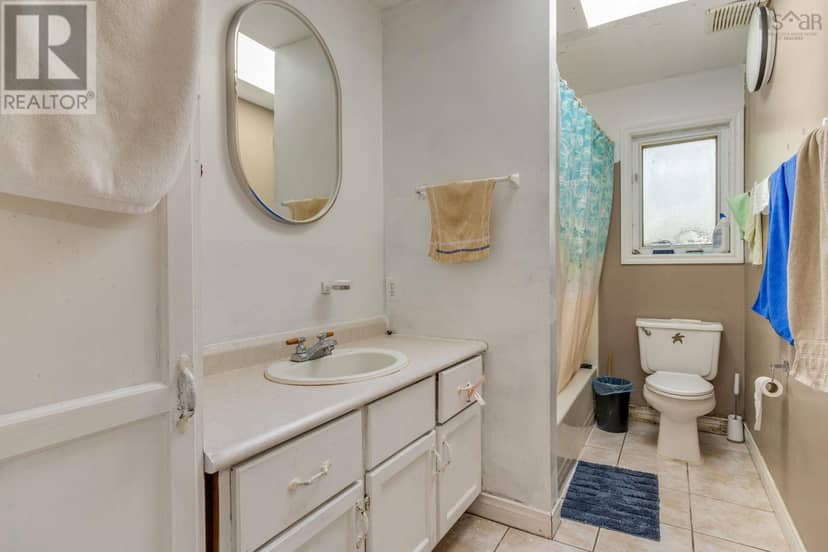 12-1/2 Mountain Road — photo 15 of 36