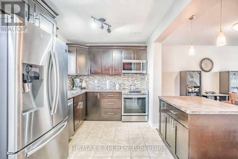 101 Morley Crescent — photo 12 of 29