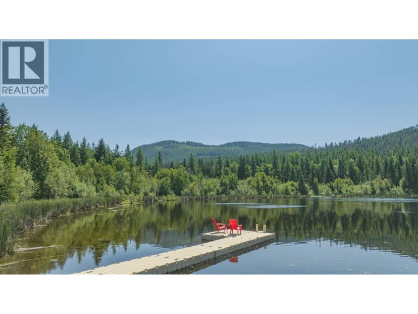 592 Bear Valley Road, Lumby