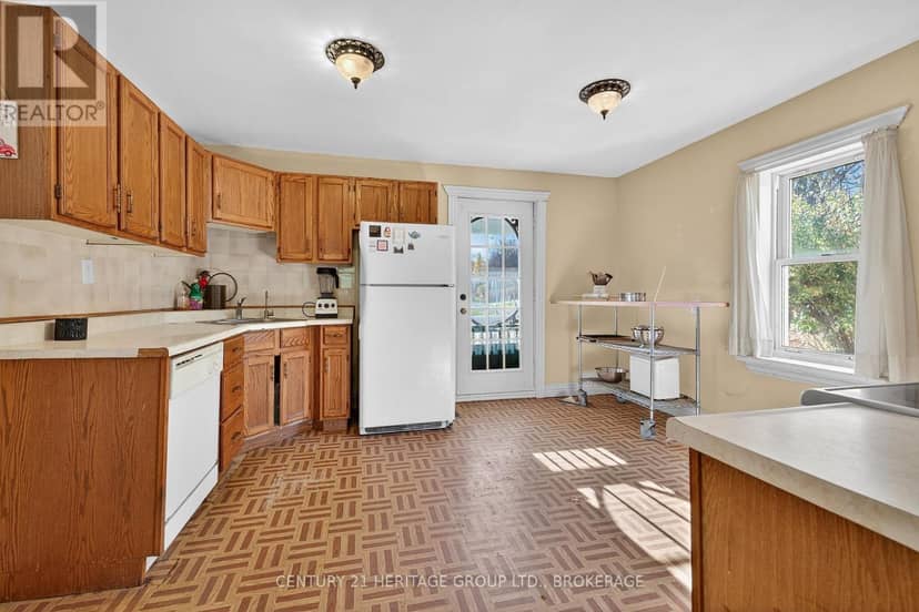 13 William Street — photo 19 of 40