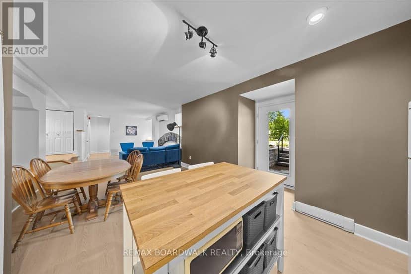 1 - 45 Mill Street — photo 12 of 39