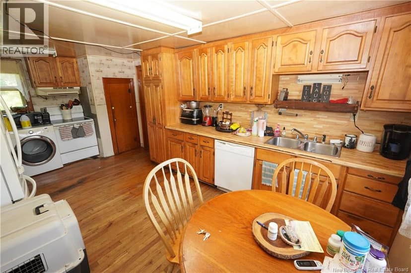 27 King Street, Grand Manan, photo 4