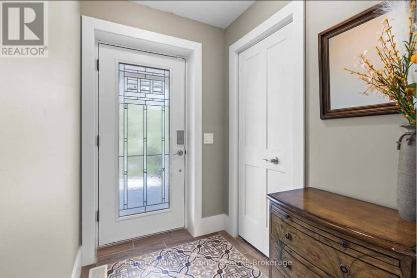 154 Blue Mountain Drive — photo 4 of 37