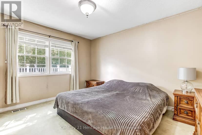 84 Anderson Street — photo 10 of 21