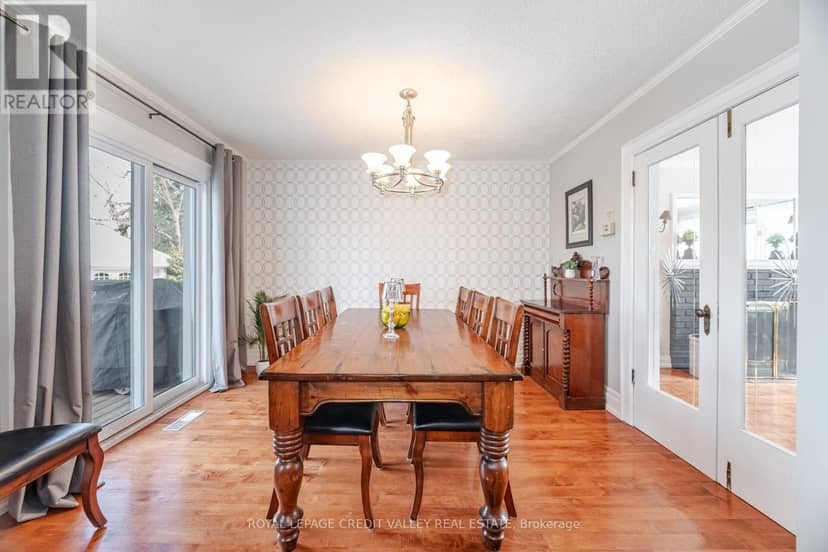20 Fleming Avenue — photo 19 of 40