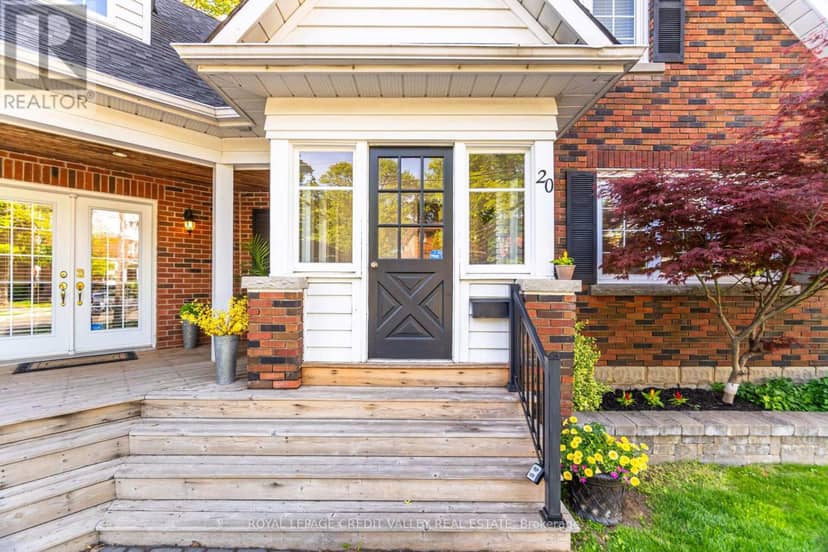 20 Fleming Avenue — photo 7 of 40