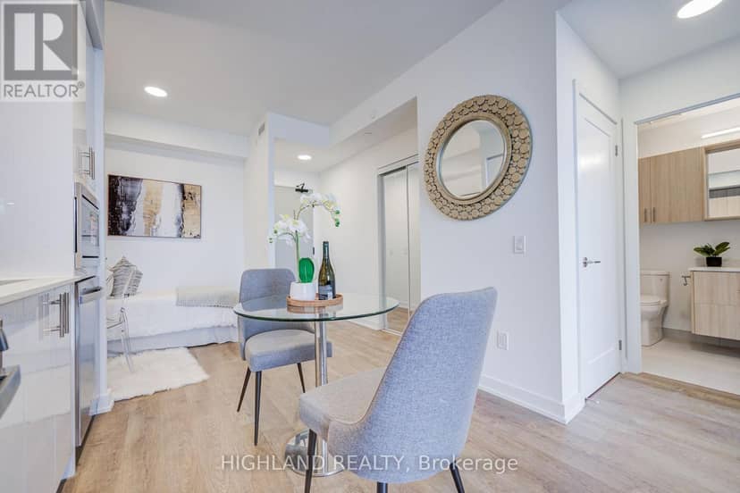 3103 - 5081 Hurontario Street — photo 19 of 40