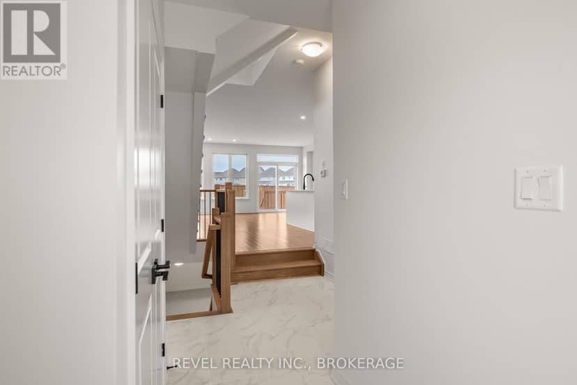 1075 Barrow Avenue — photo 3 of 37