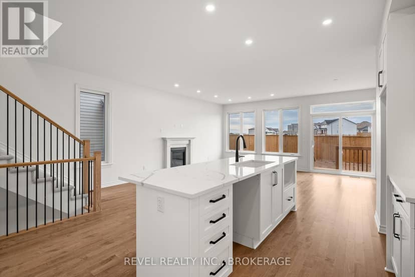 1075 Barrow Avenue — photo 9 of 37