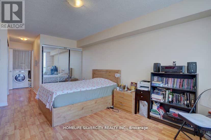 1617 - 88 Corporate Drive — photo 21 of 25