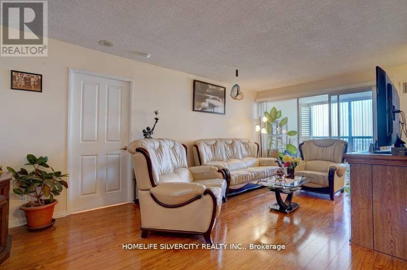 1617 - 88 Corporate Drive — photo 9 of 25
