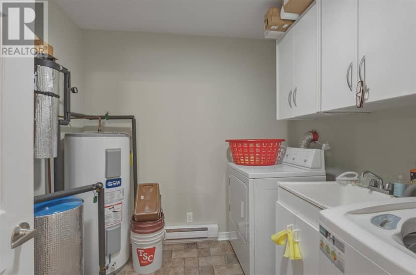 2761 Hawdon DR — photo 7 of 38