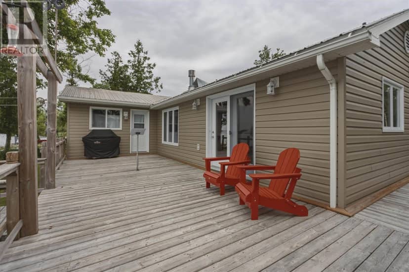 2761 Hawdon DR — photo 29 of 38